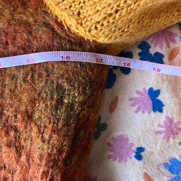 Vintage ✨ Orange Handmade Cardigan - Picture 4 of 7